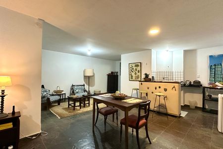 Casa à venda com 1000m², 3 quartos e 2 vagas