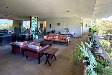 Casa à venda com 1000m², 3 quartos e 2 vagas