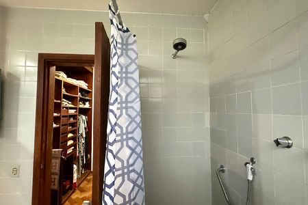 Casa à venda com 1000m², 3 quartos e 2 vagas