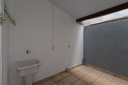 Apartamento para alugar com 60m², 2 quartos e 1 vagaÁrea de Serviço