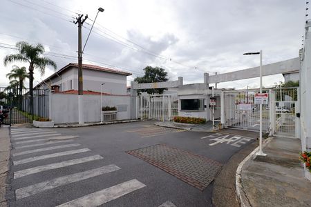 Apartamento para alugar com 60m², 2 quartos e 1 vagaFachada