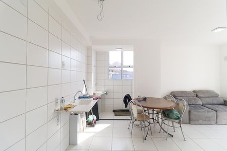 Apartamento à venda com 2 quartos, 50m² em Parque Vitoria, São Paulo
