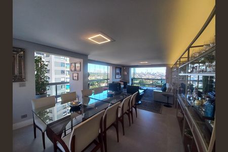 Apartamento à venda com 3 quartos, 257m² em Higienópolis, São Paulo
