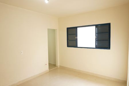 Casa para alugar com 90m², 1 quarto e 2 vagasSuíte master