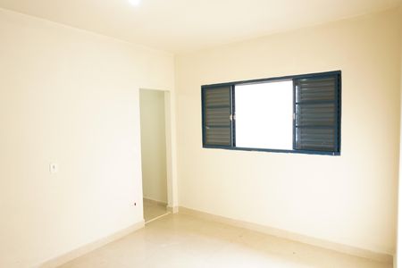 Casa para alugar com 90m², 1 quarto e 2 vagasSuíte master