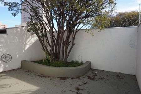 Casa para alugar com 90m², 1 quarto e 2 vagasQuintal