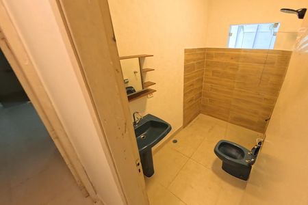 Casa para alugar com 90m², 1 quarto e 2 vagas Casa para alugar com 90m², 1 quarto e 2 vagasBanheiro 1