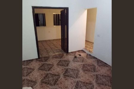 Casa à venda com 4 quartos, 200m² em Jardim Raposo Tavares, São Paulo