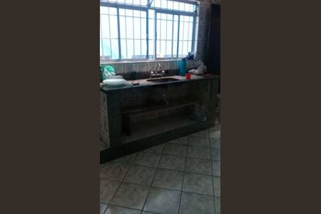 Casa à venda com 4 quartos, 200m² em Jardim Raposo Tavares, São Paulo