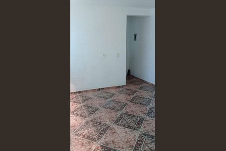 Casa à venda com 4 quartos, 200m² em Jardim Raposo Tavares, São Paulo