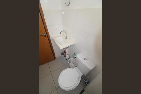 Banheiro de apartamento para alugar com 2 quartos, 48m² em Bom Retiro, São José dos Campos