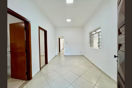 Casa à venda com 360m², 3 quartos e 4 vagas