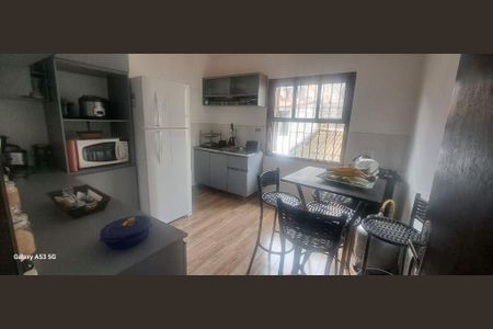 Casa à venda com 2 quartos, 80m² em Jardim das Esmeraldas, Taboão da Serra
