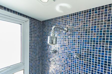 Apartamento à venda com 131m², 3 quartos e 2 vagas Apartamento à venda com 131m², 3 quartos e 2 vagasBanheiro da Suíte 2