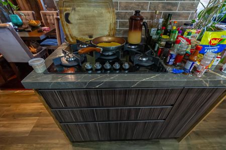 Apartamento à venda com 131m², 3 quartos e 2 vagas Apartamento à venda com 131m², 3 quartos e 2 vagasCozinha