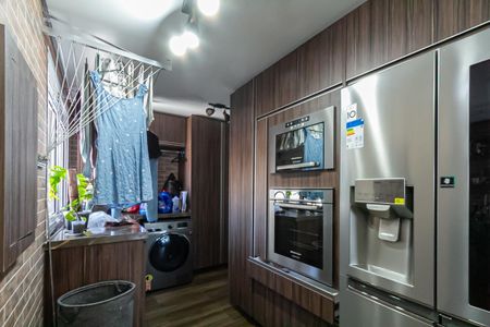 Apartamento à venda com 131m², 3 quartos e 2 vagas Apartamento à venda com 131m², 3 quartos e 2 vagasÁrea de Serviço