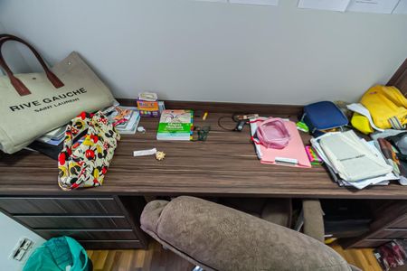 Apartamento à venda com 131m², 3 quartos e 2 vagas Apartamento à venda com 131m², 3 quartos e 2 vagasEscritório