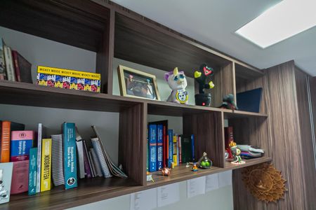 Apartamento à venda com 131m², 3 quartos e 2 vagas Apartamento à venda com 131m², 3 quartos e 2 vagasEscritório