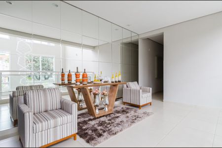 Apartamento à venda com 131m², 3 quartos e 2 vagas Apartamento à venda com 131m², 3 quartos e 2 vagasÁrea Comum