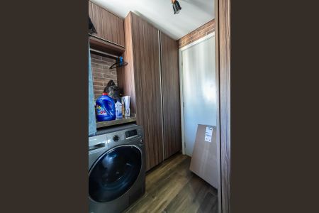 Apartamento à venda com 131m², 3 quartos e 2 vagas Apartamento à venda com 131m², 3 quartos e 2 vagasÁrea de Serviço