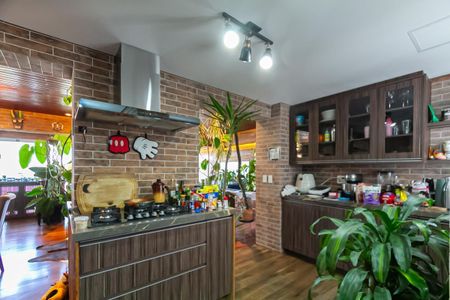 Apartamento à venda com 131m², 3 quartos e 2 vagas Apartamento à venda com 131m², 3 quartos e 2 vagasCozinha