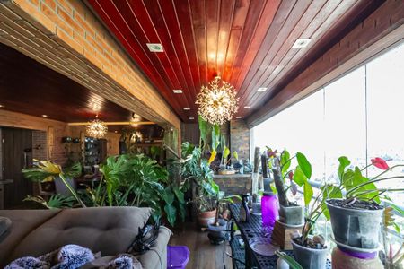 Apartamento à venda com 131m², 3 quartos e 2 vagas Apartamento à venda com 131m², 3 quartos e 2 vagasVaranda Integrada