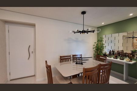 Apartamento à venda com 73m², 2 quartos e 2 vagasSala