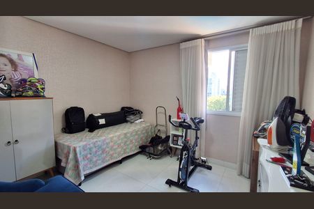 Apartamento à venda com 73m², 2 quartos e 2 vagasQuarto 