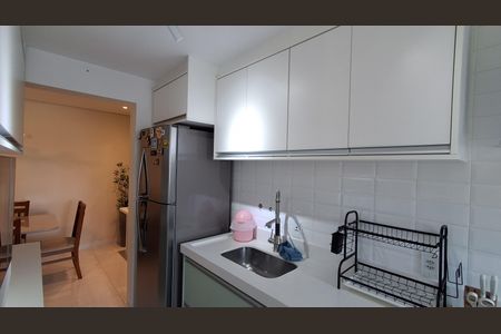 Apartamento à venda com 73m², 2 quartos e 2 vagasCozinha 