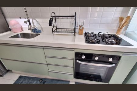 Apartamento à venda com 73m², 2 quartos e 2 vagasCozinha 