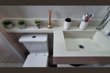 Apartamento à venda com 73m², 2 quartos e 2 vagasBanheiro Suíte 