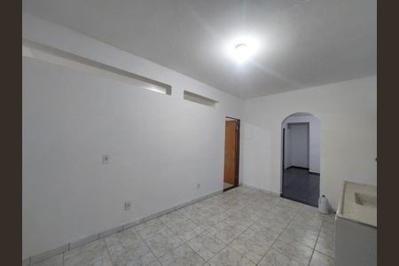 Casa para alugar com 78m², 2 quartos e sem vaga Casa para alugar com 78m², 2 quartos e sem vagaCozinha