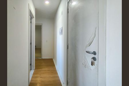 Apartamento à venda com 54m², 2 quartos e sem vaga Apartamento à venda com 54m², 2 quartos e sem vagaCorredor