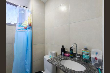 Apartamento à venda com 54m², 2 quartos e sem vaga Apartamento à venda com 54m², 2 quartos e sem vagaBanheiro Corredor