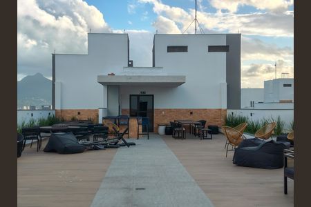 Apartamento à venda com 54m², 2 quartos e sem vaga Apartamento à venda com 54m², 2 quartos e sem vagaTerraço