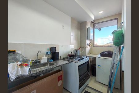 Apartamento à venda com 54m², 2 quartos e sem vaga Apartamento à venda com 54m², 2 quartos e sem vagaCozinha e Área de Serviço