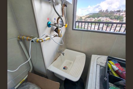 Apartamento à venda com 54m², 2 quartos e sem vaga Apartamento à venda com 54m², 2 quartos e sem vagaCozinha e Área de Serviço