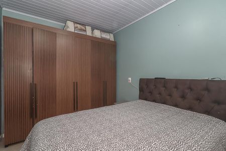 Quarto de casa à venda com 2 quartos, 60m² em Mário Quintana, Porto Alegre