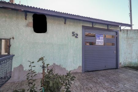 Fachada de casa à venda com 2 quartos, 60m² em Mário Quintana, Porto Alegre