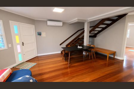 Sala de casa para alugar com 5 quartos, 340m² em Salgado Filho, Gravataí