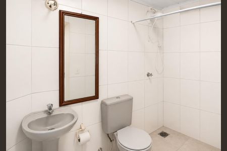 Casa para alugar com 340m², 5 quartos e 3 vagas Casa para alugar com 340m², 5 quartos e 3 vagasBanheiro social