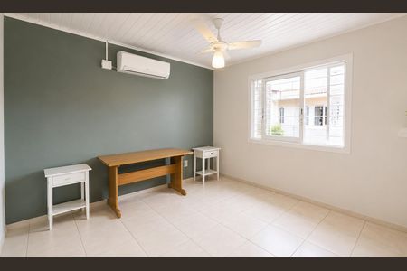 Casa para alugar com 340m², 5 quartos e 3 vagas Casa para alugar com 340m², 5 quartos e 3 vagasQuarto