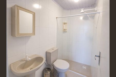 Casa para alugar com 340m², 5 quartos e 3 vagas Casa para alugar com 340m², 5 quartos e 3 vagasBanheiro social