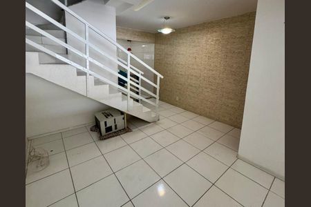 Casa de Condomínio para alugar com 2 quartos, 70m² em Vista Alegre, São Gonçalo