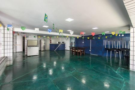 Apartamento para alugar com 240m², 3 quartos e 1 vaga Apartamento para alugar com 240m², 3 quartos e 1 vagaSalão de Festas
