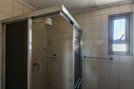 Apartamento para alugar com 240m², 3 quartos e 1 vaga Apartamento para alugar com 240m², 3 quartos e 1 vagaBanheiro da Suíte 1