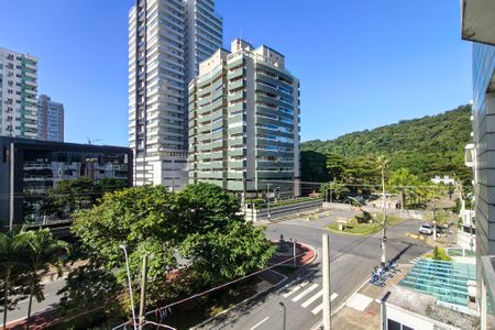 Apartamento para alugar com 240m², 3 quartos e 1 vaga Apartamento para alugar com 240m², 3 quartos e 1 vagaVista da Sacada