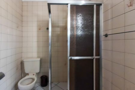 Apartamento para alugar com 240m², 3 quartos e 1 vaga Apartamento para alugar com 240m², 3 quartos e 1 vagaBanheiro da Suíte 2