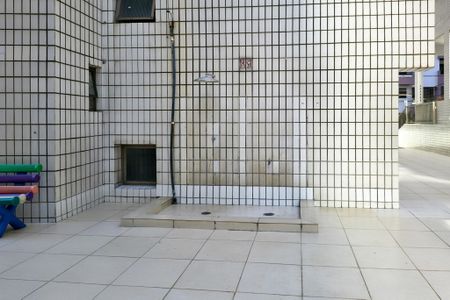 Apartamento para alugar com 240m², 3 quartos e 1 vaga Apartamento para alugar com 240m², 3 quartos e 1 vagaDucha