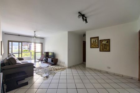 Apartamento para alugar com 3 quartos, 240m² em Canto do Forte, Praia Grande
